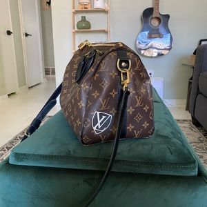 Louis Vuitton World Tour Speedy 30. Originally purchased in Paris.